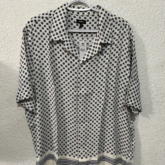 Men's Express Large Bordered Geo Rayon Short Sleeve Shirt - Picture 2 of 5